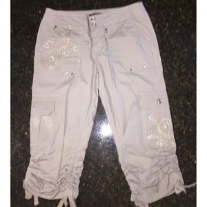 Cropped adjustable cargo pants NWT